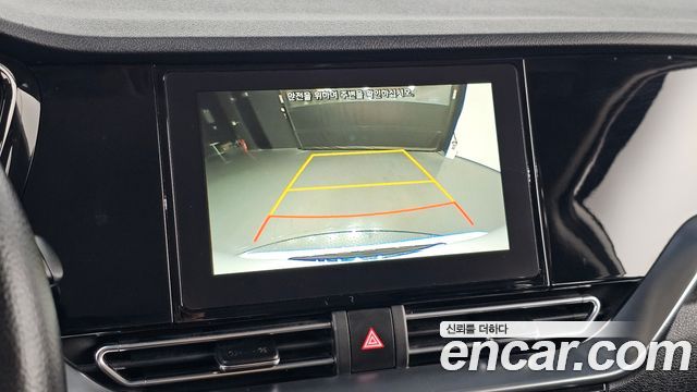 Kia Niro 1.6 HEV Luxury 2020 — фото 20