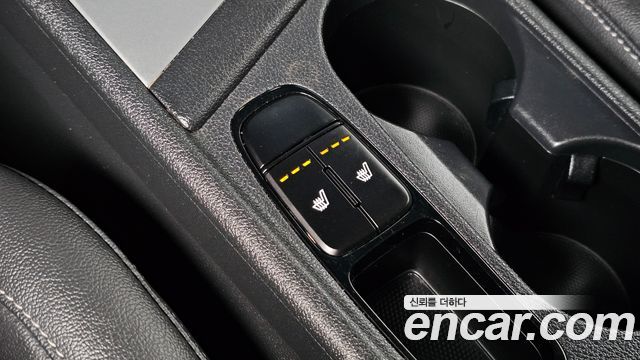 Kia Niro 1.6 HEV Luxury 2020 — фото 28