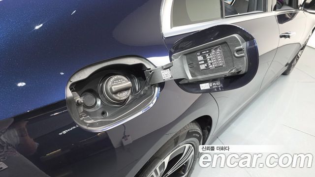Mercedes-Benz E-Class (W214) E200 Avantgarde 2024 — фото 39
