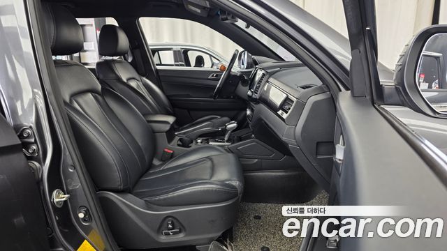 KG Mobility (SsangYong) Rexton Sports Khan Diesel 2.2 4WD Noblesse (5-Link) 2020 — фото 11