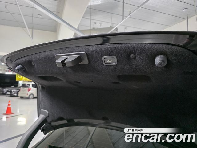 Jaguar XF (X260) 20d Prestige 2018 — фото 19