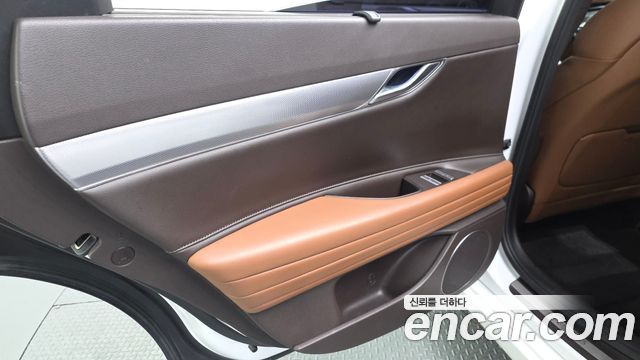 Genesis G80 (RG3) Gasoline 2.5 Turbo 2WD 2022 — фото 31