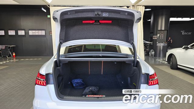 Audi A6 (C8) 45 TFSI Premium 2022 — фото 20