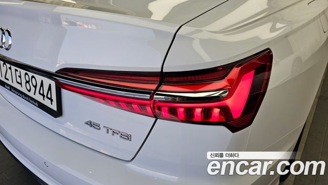 Audi A6 (C8) 45 TFSI Premium 2022 — фото 23