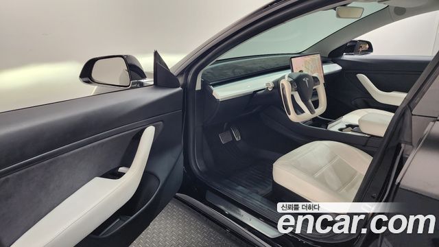 Tesla Model 3 Long Range AWD 2020 — фото 10