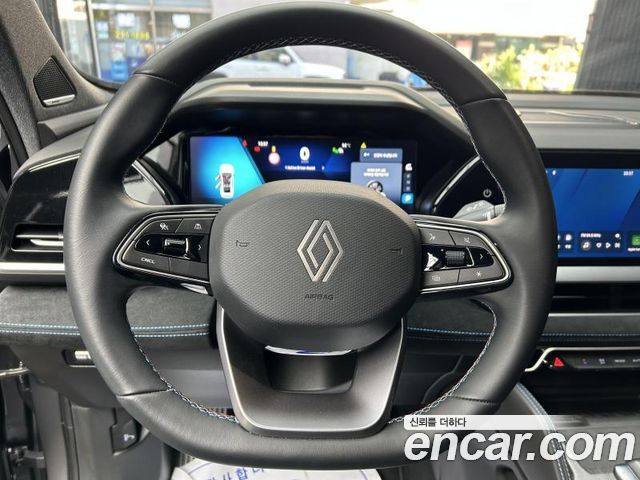Renault Korea Grand Koleos 1.5 E-TECH Esprit Alphine 2WD 2025 — фото 16