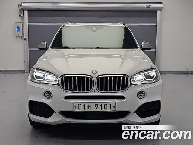 BMW X5 (F15) xDrive M50d 2018 — фото 3