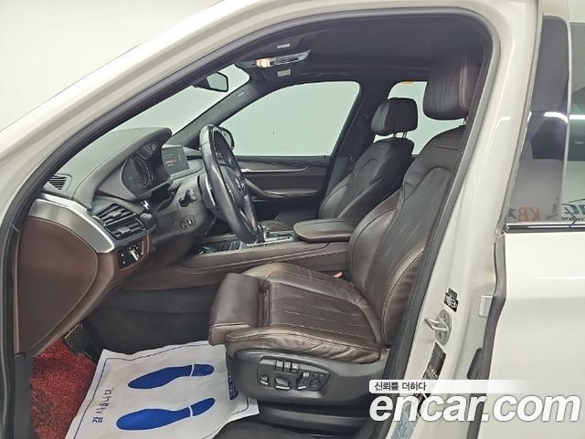 BMW X5 (F15) xDrive M50d 2018 — фото 15