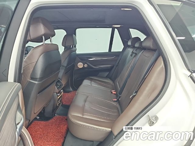 BMW X5 (F15) xDrive M50d 2018 — фото 16