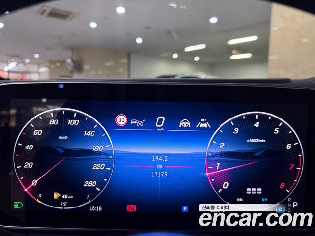 Mercedes-Benz GLC-Class (X254) GLC300 4MATIC Avnatgarde Coupe 2025 — фото 15