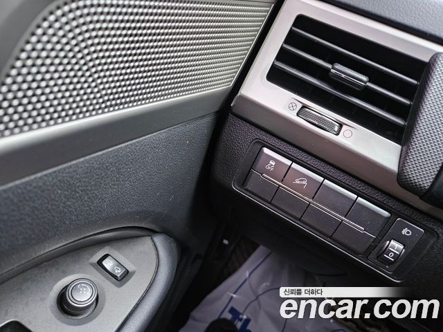 KG Mobility (SsangYong) Rexton Sports Diesel 2.2 2WD Prestige 2018 — фото 22