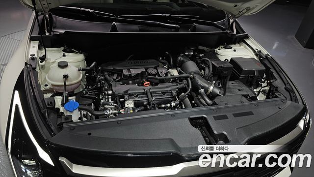 Kia Sportage (V) Gasoline 1.6 Turbo 2WD Signature 2026 — фото 6