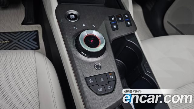 Kia Sportage (V) Gasoline 1.6 Turbo 2WD Signature 2026 — фото 9