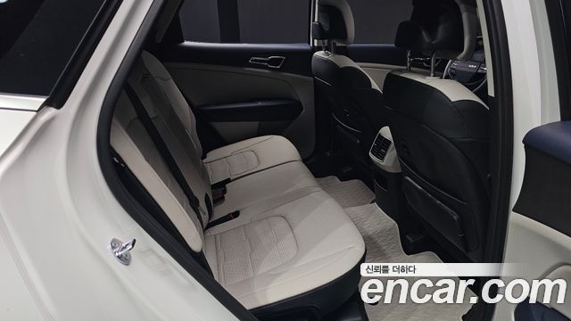 Kia Sportage (V) Gasoline 1.6 Turbo 2WD Signature 2026 — фото 11