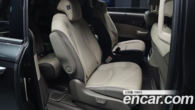 Kia Carnival (IV) Gasoline 9-Seater Gravity 2025 — фото 12