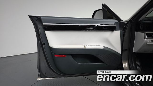 Hyundai Grandeur (GN7) 2,5 Gasoline 2WD Calligraphy 2025 — фото 24