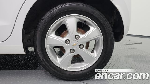 Chevrolet Next Spark LT Plus 2017 — фото 21