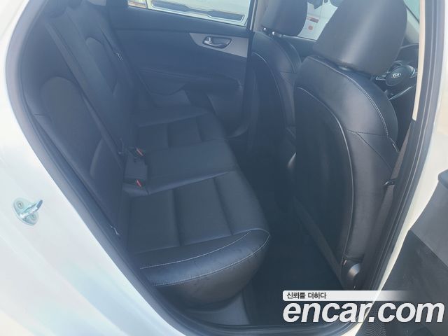 Kia K3 Standard LED Pack 2021 — фото 17