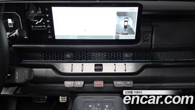 Kia Tasman 2.5T Gasoline 4WD X-Pro 2026 — фото 13