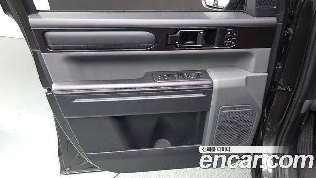 Kia Tasman 2.5T Gasoline 4WD X-Pro 2026 — фото 24