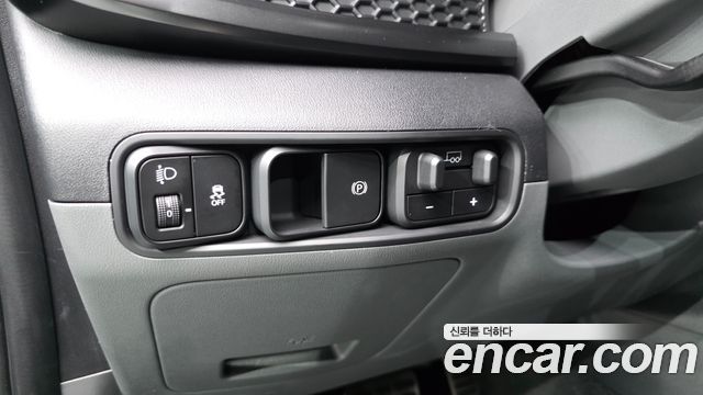 Kia Tasman 2.5T Gasoline 4WD X-Pro 2026 — фото 27