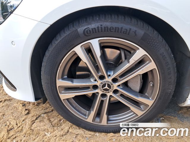 Mercedes-Benz E-Class (W213) E350 4MATIC Avantgarde 2021 — фото 5