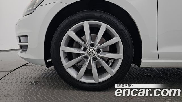 Volkswagen Golf (VII) 2.0 TDI 2015 — фото 5