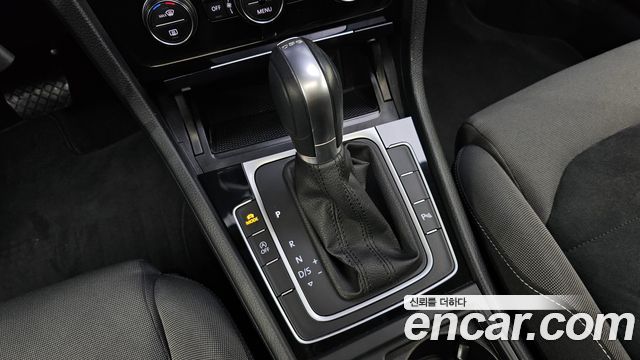 Volkswagen Golf (VII) 2.0 TDI 2015 — фото 9