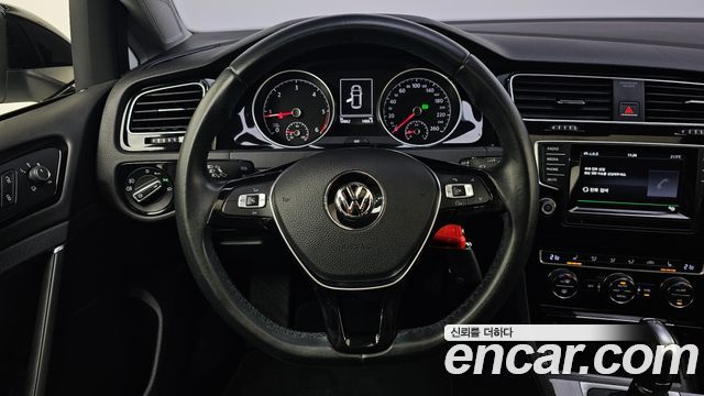 Volkswagen Golf (VII) 2.0 TDI 2015 — фото 17
