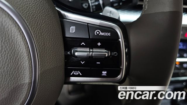 Kia Carnival (IV) Gasoline 7-Seater Hi-Limousine Signature 2023 — фото 35