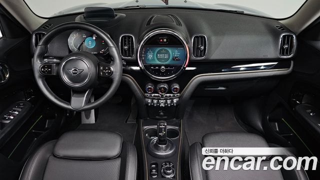 MINI Cooper Countryman Classic 2nd 2024 — фото 7