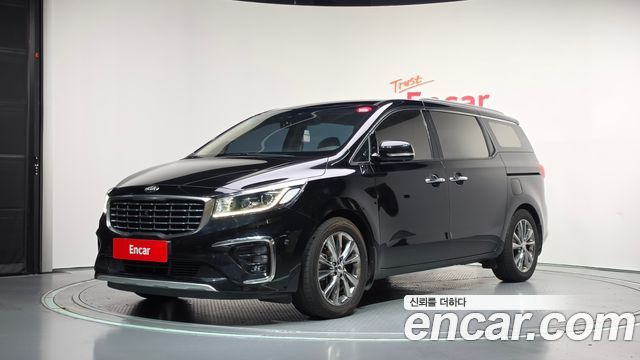 Kia Carnival 9-Seater Noblesse Special 2019 — фото 1