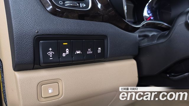 Kia Carnival 9-Seater Noblesse Special 2019 — фото 16