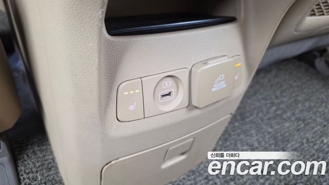 Kia Carnival 9-Seater Noblesse Special 2019 — фото 19