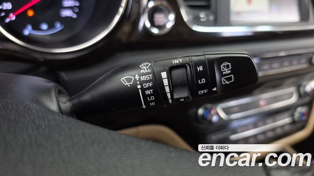 Kia Carnival 9-Seater Noblesse Special 2019 — фото 30