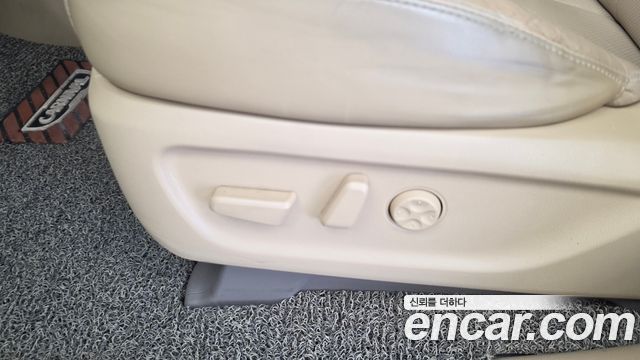 Kia Carnival 9-Seater Noblesse Special 2019 — фото 31
