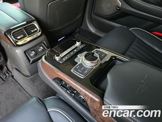 Genesis G90 3.3 T AWD Premium 2021 — фото 21
