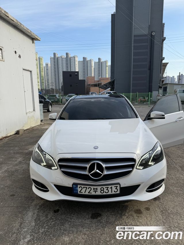 Mercedes-Benz E-Class (W212) E300 4MATIC Avantgarde