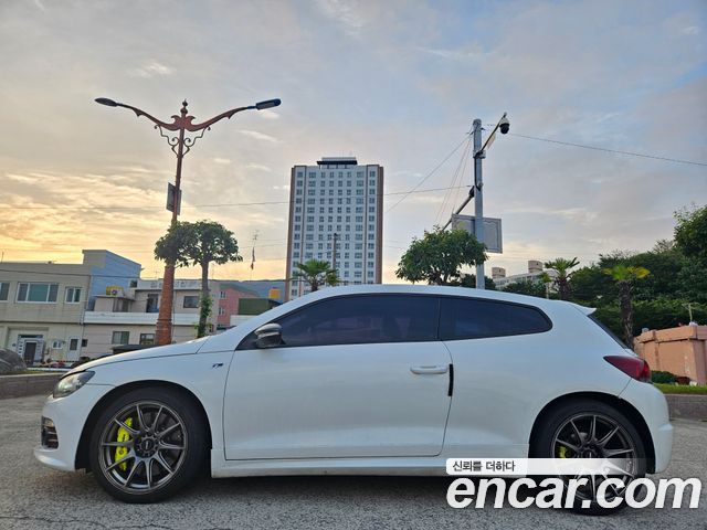 Volkswagen Scirocco 2.0 TDI R-Line 2012 — фото 4