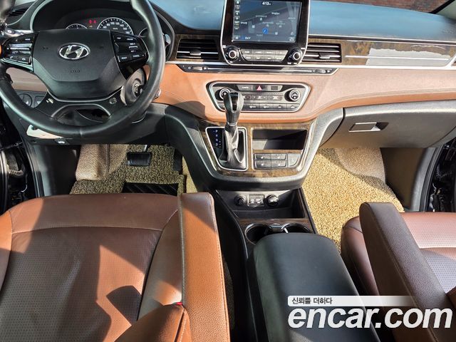 Hyundai Grand Starex 4WD Urban 9-Seater Exclusive 2019 — фото 7