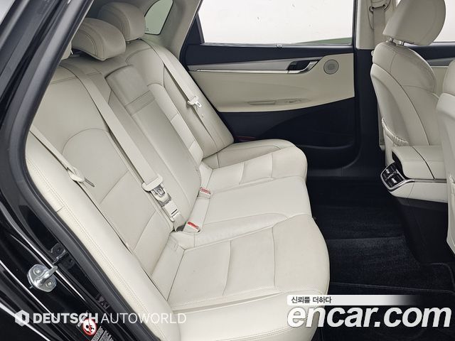Hyundai Grandeur (IG) 2.5 Le Blanc 2023 — фото 16