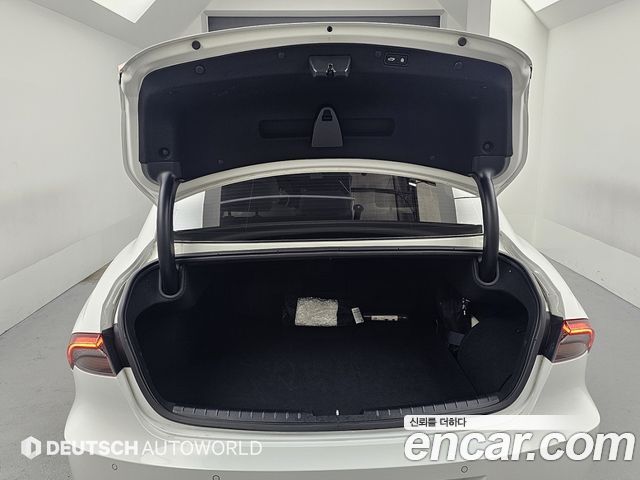 Hyundai Grandeur Hybrid (IG) Le Blanc 2023 — фото 24