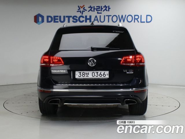 Volkswagen Touareg V6 3.0 TDI R-Line 7P5 2016 — фото 4