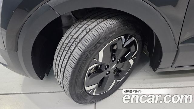 Kia Niro EV Air 2023 — фото 5