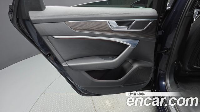 Audi A6 (C8) 40 TDI Premium 2020 — фото 25