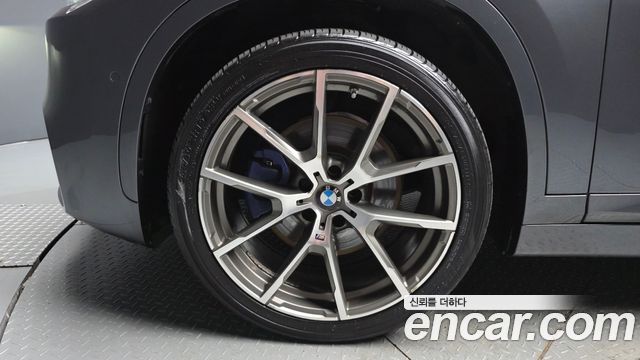 BMW X1 (F48) xDrive 20d M Sport package 2017 — фото 5