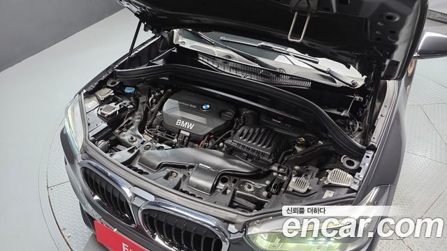 BMW X1 (F48) xDrive 20d M Sport package 2017 — фото 6