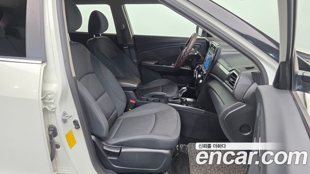 KG Mobility (SsangYong) Very New Tivoli Gasoline 1.5 2WD V1 2020 — фото 11