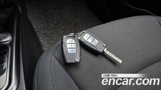 KG Mobility (SsangYong) Very New Tivoli Gasoline 1.5 2WD V1 2020 — фото 18