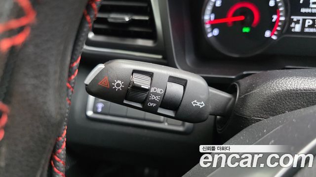 KG Mobility (SsangYong) Very New Tivoli Gasoline 1.5 2WD V1 2020 — фото 28
